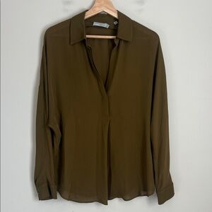 VINCE 100% Silk Blouse Collared Size Small Olive Green Long Sleeve Relaxed Fit